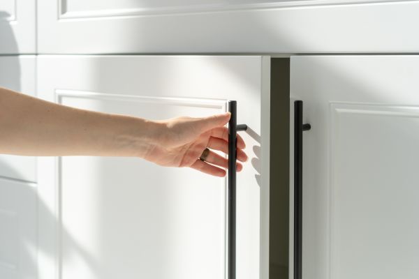 Cupboard Repair in Marble Falls